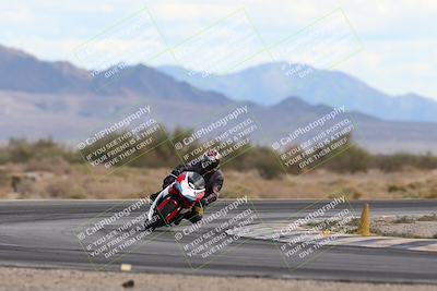 media/Nov-16-2025-Race Pace (Sun) [[8c5fa54630]]/Non Verified Riders (1st 20 Minutes)/5-Turn 15 (110pm)/